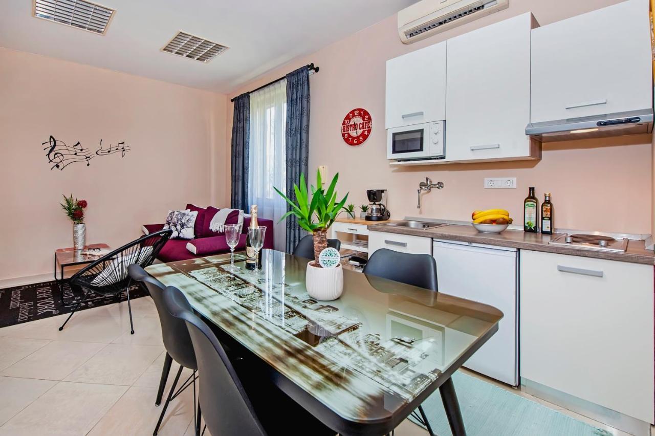 Rovinj City Apartment ภายนอก รูปภาพ
