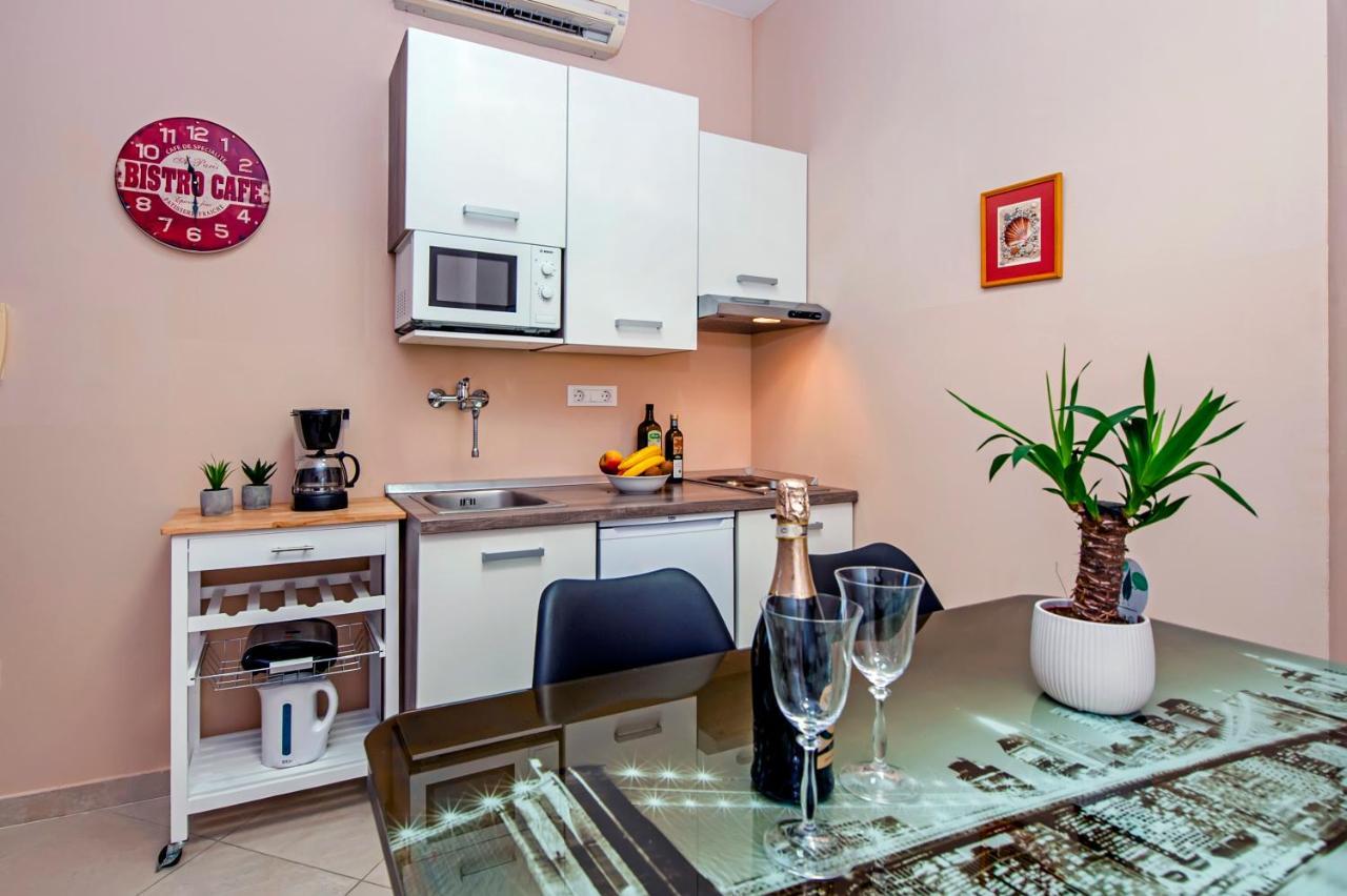 Rovinj City Apartment ภายนอก รูปภาพ